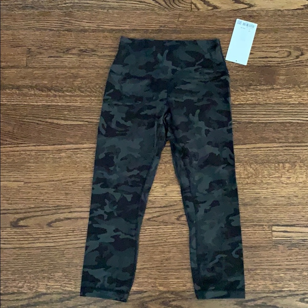 Lululemon Crop pants